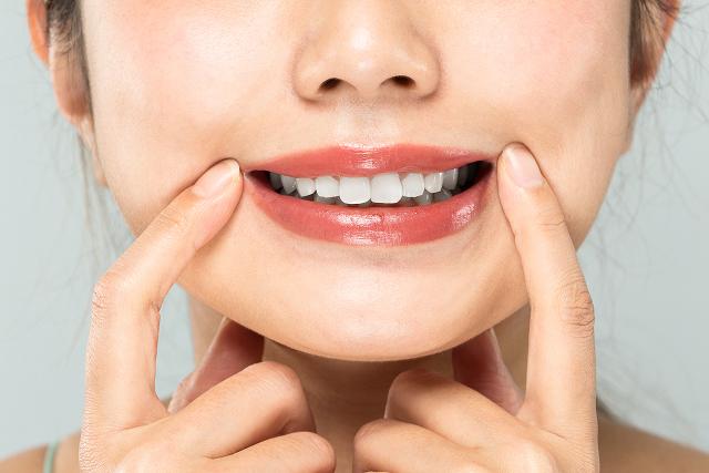 歯石の放置は危ない?お口だけでなく全身の健康にも関わるリスクとは